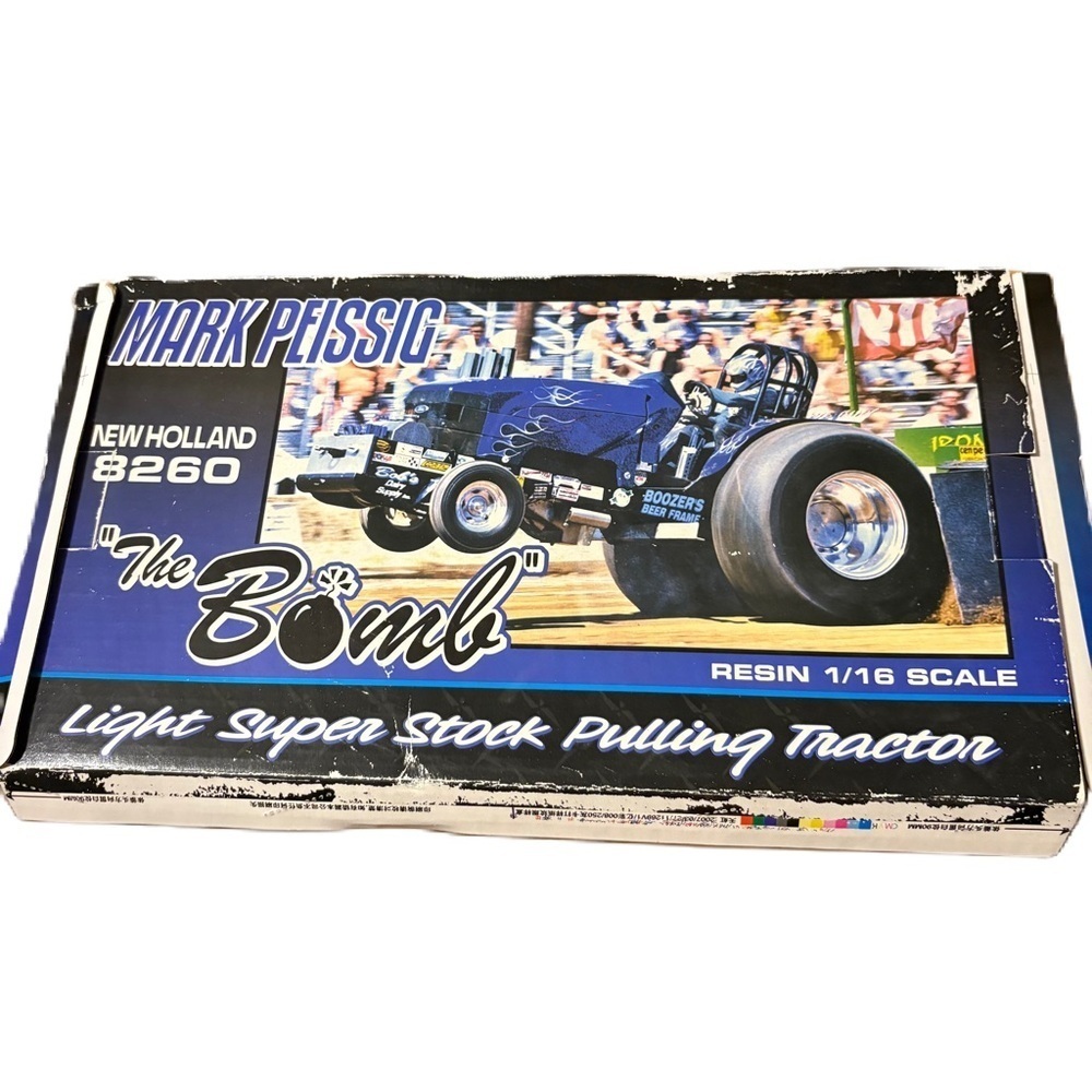 1/16 New Holland 8260 The Bomb Pulling Tractor Toy Large Metal Heavy Vintage